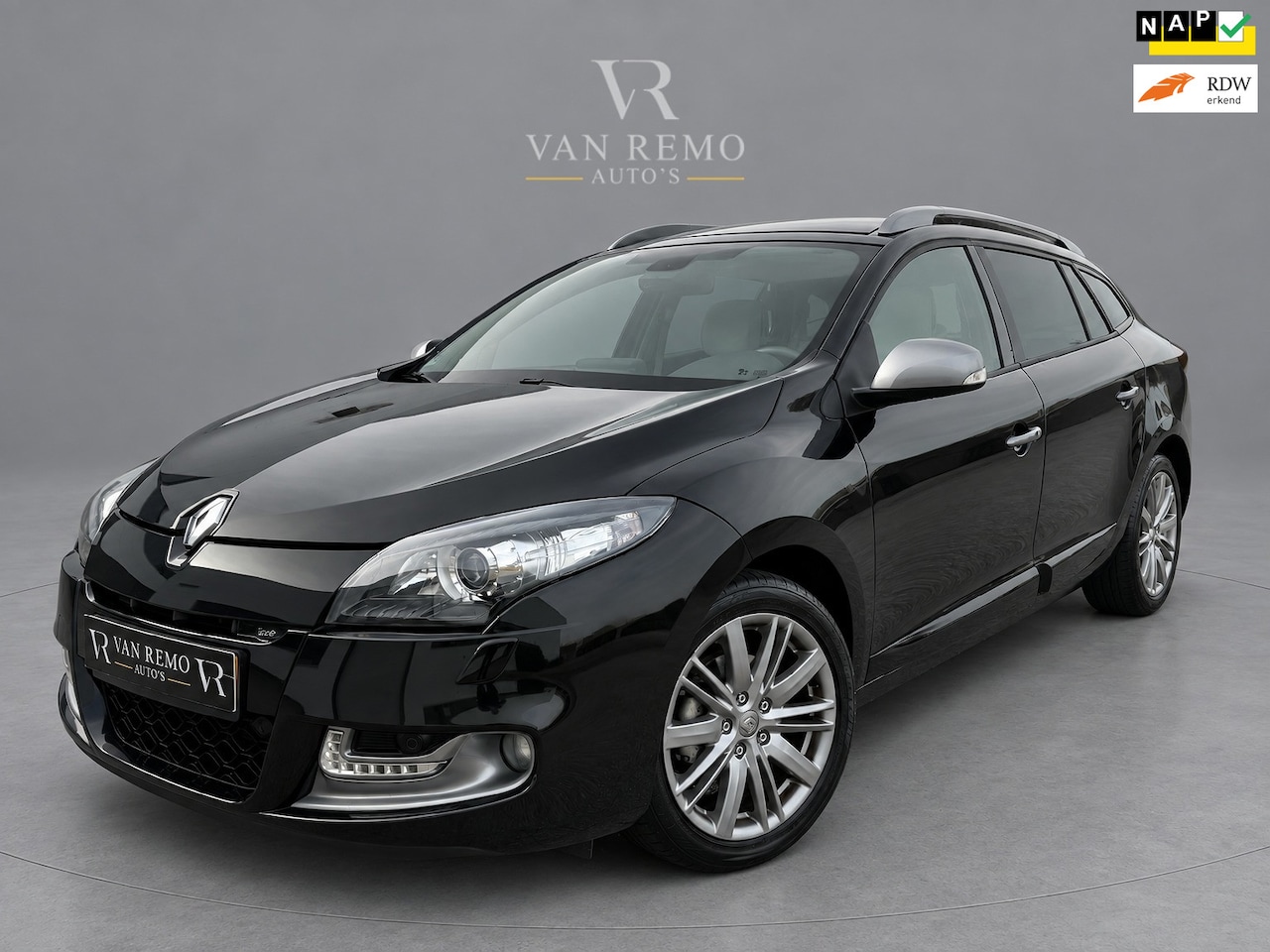 Renault Mégane Estate - 1.5 dCi GT-Line|Bose|Clima|Camera|Pano|Line Assist|Xenon|Trekhaak|Vol! - AutoWereld.nl