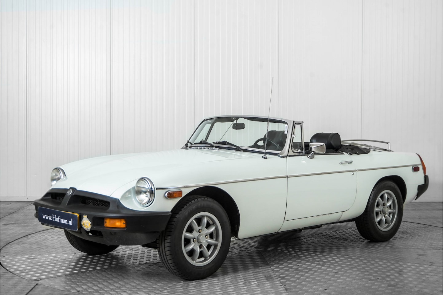 MG B type - 1.8 Roadster Overdrive - AutoWereld.nl