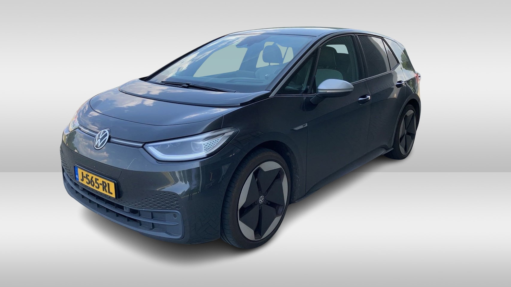 Volkswagen ID.3 - First Max 58 kWh / Full option! / Panoramadak / Camera / Head-up / Keyless / 20'' / ACC / - AutoWereld.nl