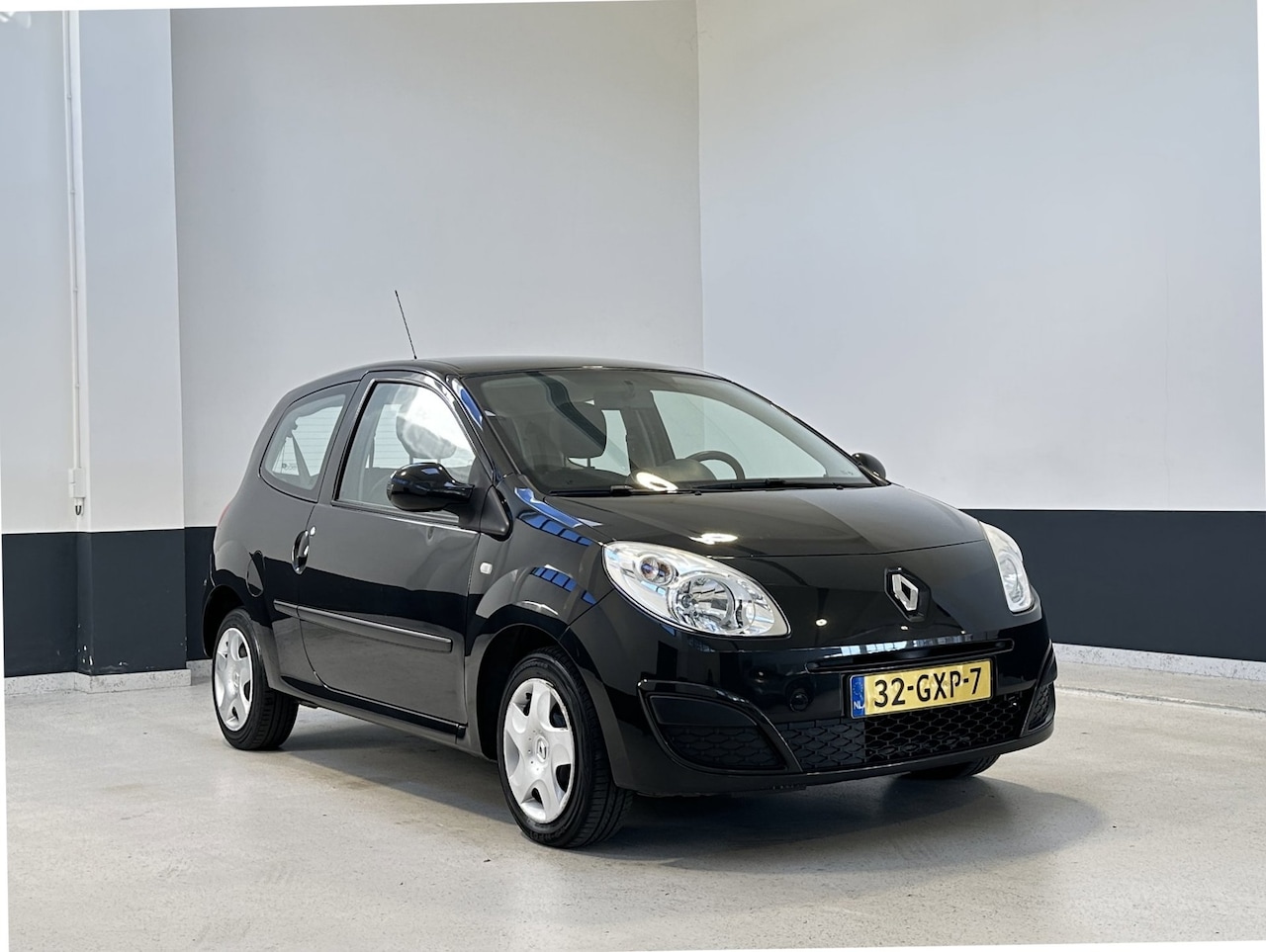 Renault Twingo - 1.2 Authentique | NL | C.V | Elec ramen | - AutoWereld.nl