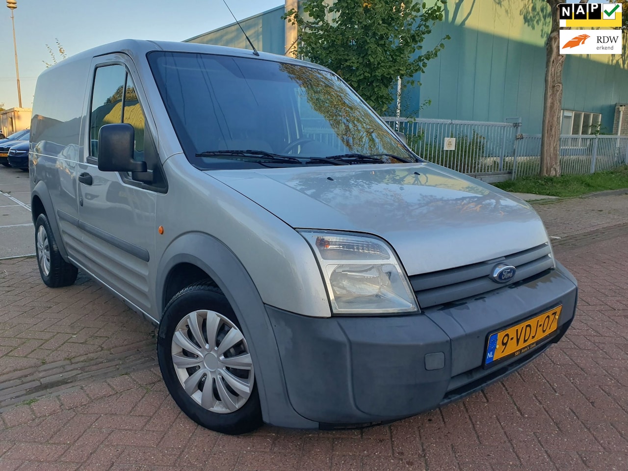 Ford Transit Connect - T200S 1.8 TDCi T200S 1.8 TDCi - AutoWereld.nl