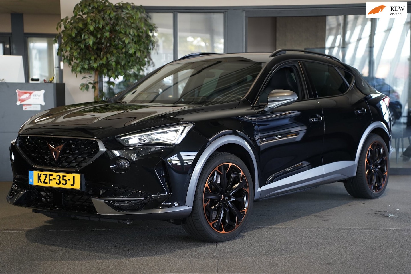 CUPRA Formentor - 1.4 e-Hybrid VZ Copper 245PK Led SuperSport Elek Achterklep Cam Navi ACC - AutoWereld.nl