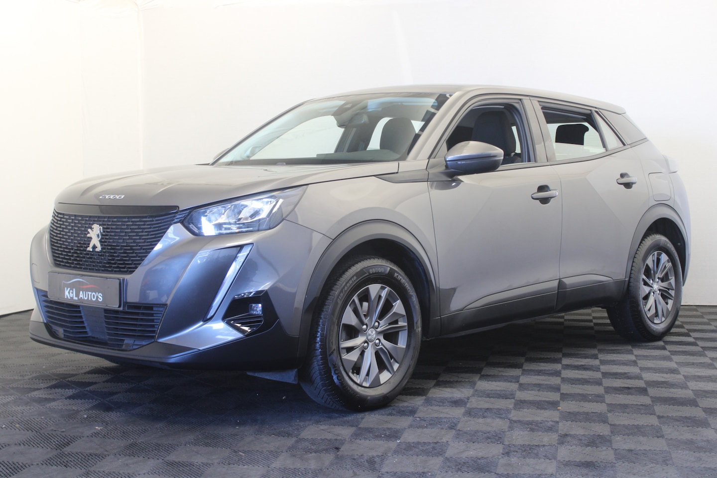 Peugeot 2008 - 1.2 PureTech Active Pack |Camera|Navi| - AutoWereld.nl