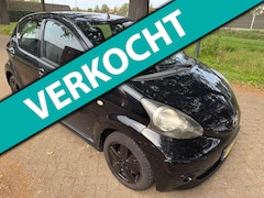 Toyota Aygo - 1.0-12V Sport 2007 APK 5DRS
