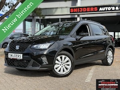 SEAT Arona - 1.0 TSI Style stoelverwarming pdc cruise