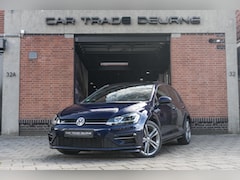 Volkswagen Golf - 1.5 TSI Highline R-Line Pano / Camera / ACC