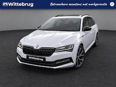 Skoda Superb Combi - 1.4 TSI iV 218pk Sportline DSG Automaat / Panorama schuifdak / LM 19 inch / 360 camera / N
