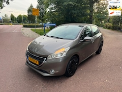 Peugeot 208 - 1.2 VTi Access|Navigatie|Airco|5deuren|