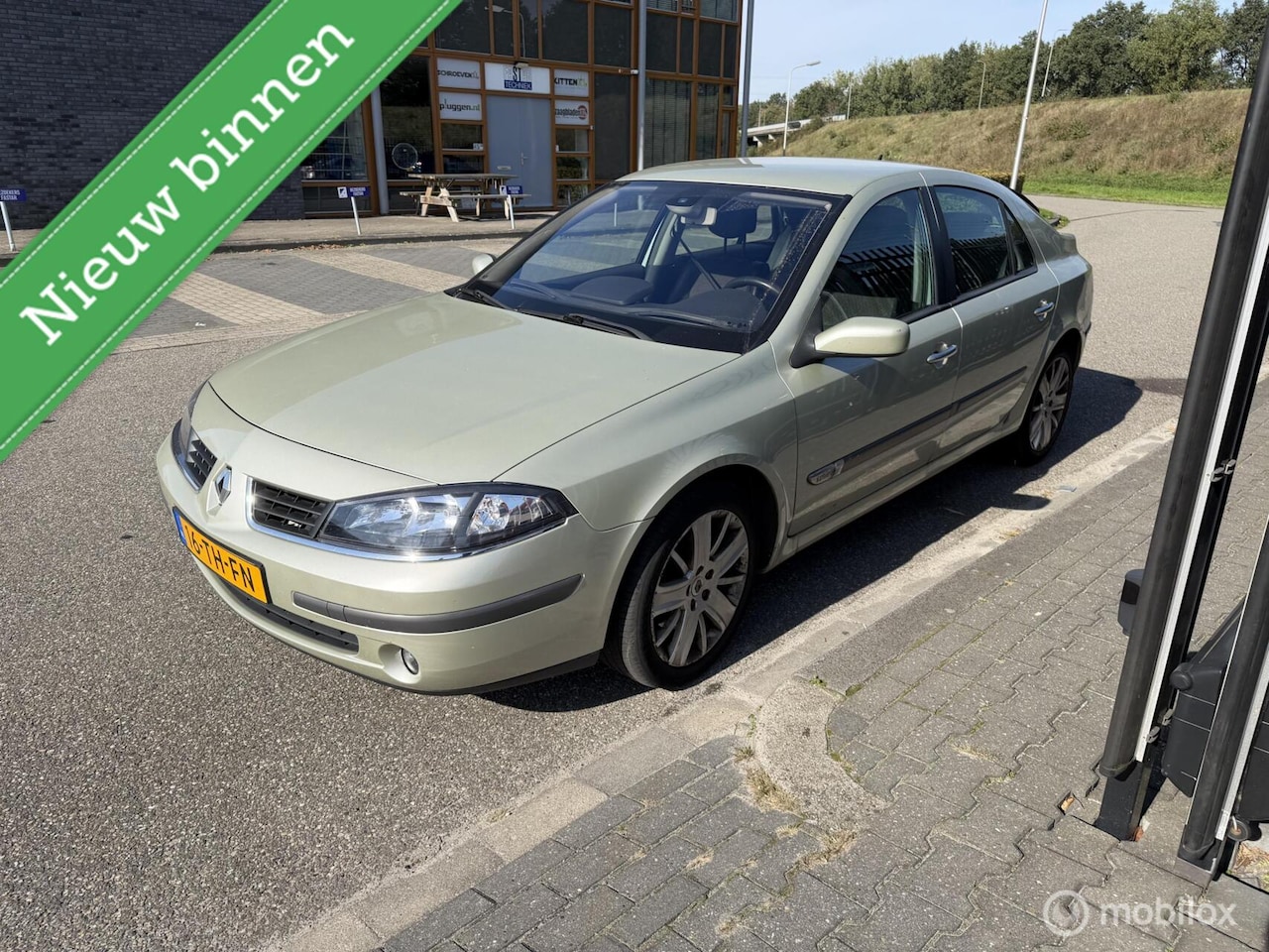 Renault Laguna - 1.9 dCi Business 1.9 dCi Business - AutoWereld.nl