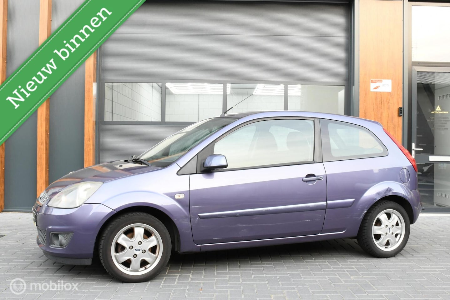 Ford Fiesta - 1.6-16V Futura 1.6-16V Futura - AutoWereld.nl
