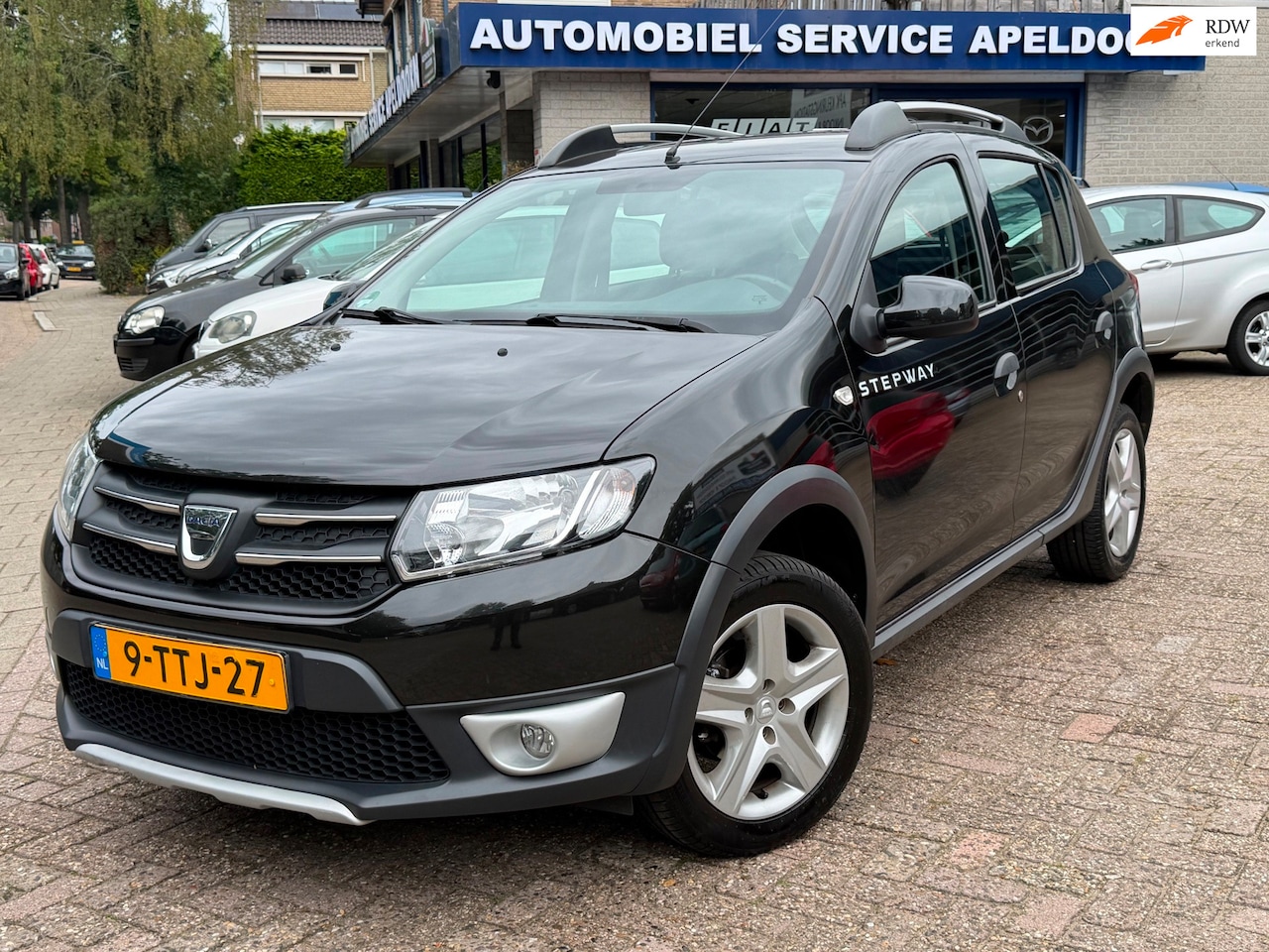 Dacia Sandero Stepway - 0.9 TCe Lauréate*5 DRS*NAVI*CR.CONTROL*AIRCO*PDC* NETTE AUTO - AutoWereld.nl