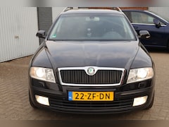 Skoda Octavia Combi - 1.8 TSI Elegance Attractive Business