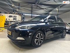 Hyundai i20 - 1.2 HP i-Motion/Dealer onderhouden/Apk nieuw bij aflevering