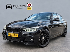 BMW 3-serie - 320i Luxury Edition Connected, LED, Navi, PDC