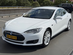 Tesla Model S - 70 BaseSOH 91% Accubereik Adaptief Cruise Camera DEALER onderhouden Dec 2015 Model