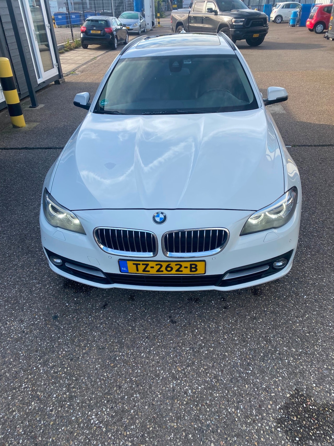 BMW 5-serie Touring - 520d M Sport Edition High Executive - AutoWereld.nl