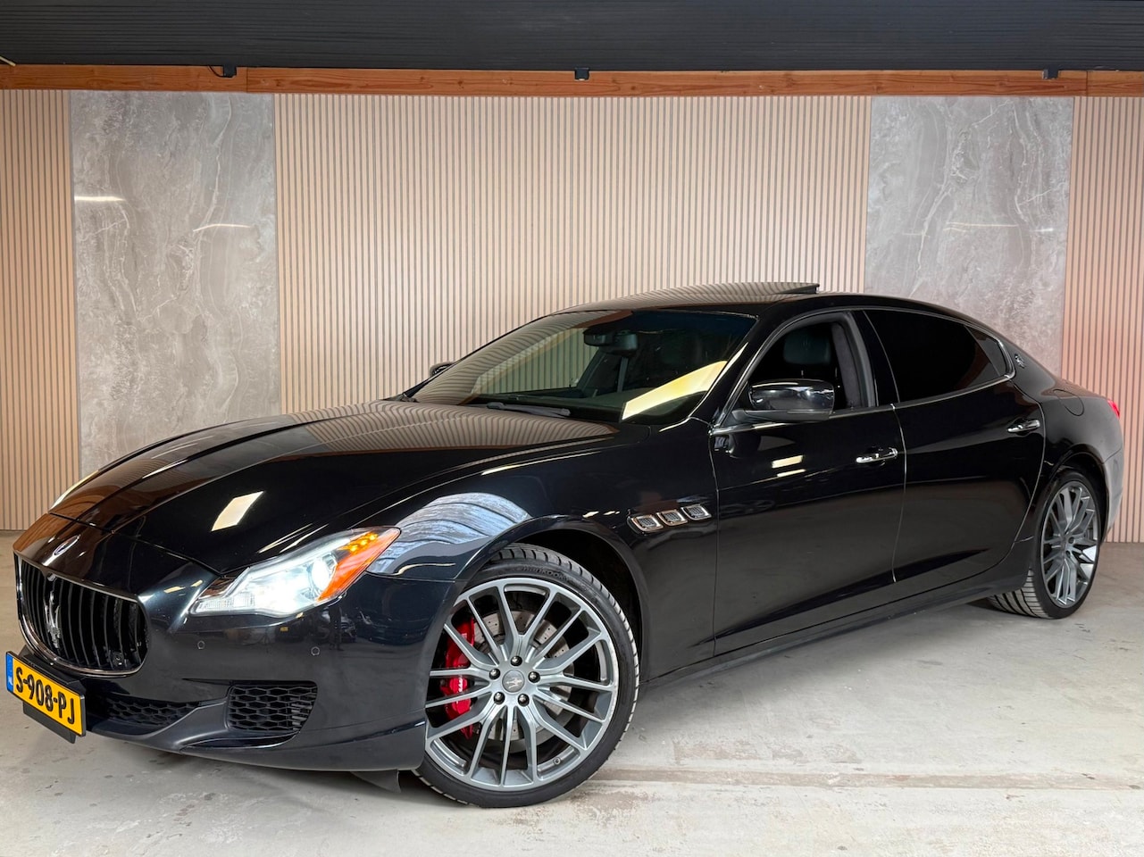 Maserati Quattroporte - 3.0 S Q4 OpenDak Navi Airco Cruise Control - AutoWereld.nl
