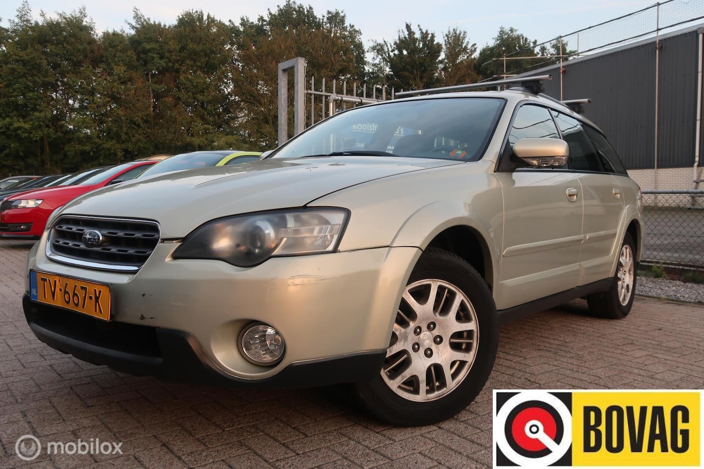 Subaru Legacy Touring Wagon - 2.5i 4X4 DIV. SCHADES - AutoWereld.nl