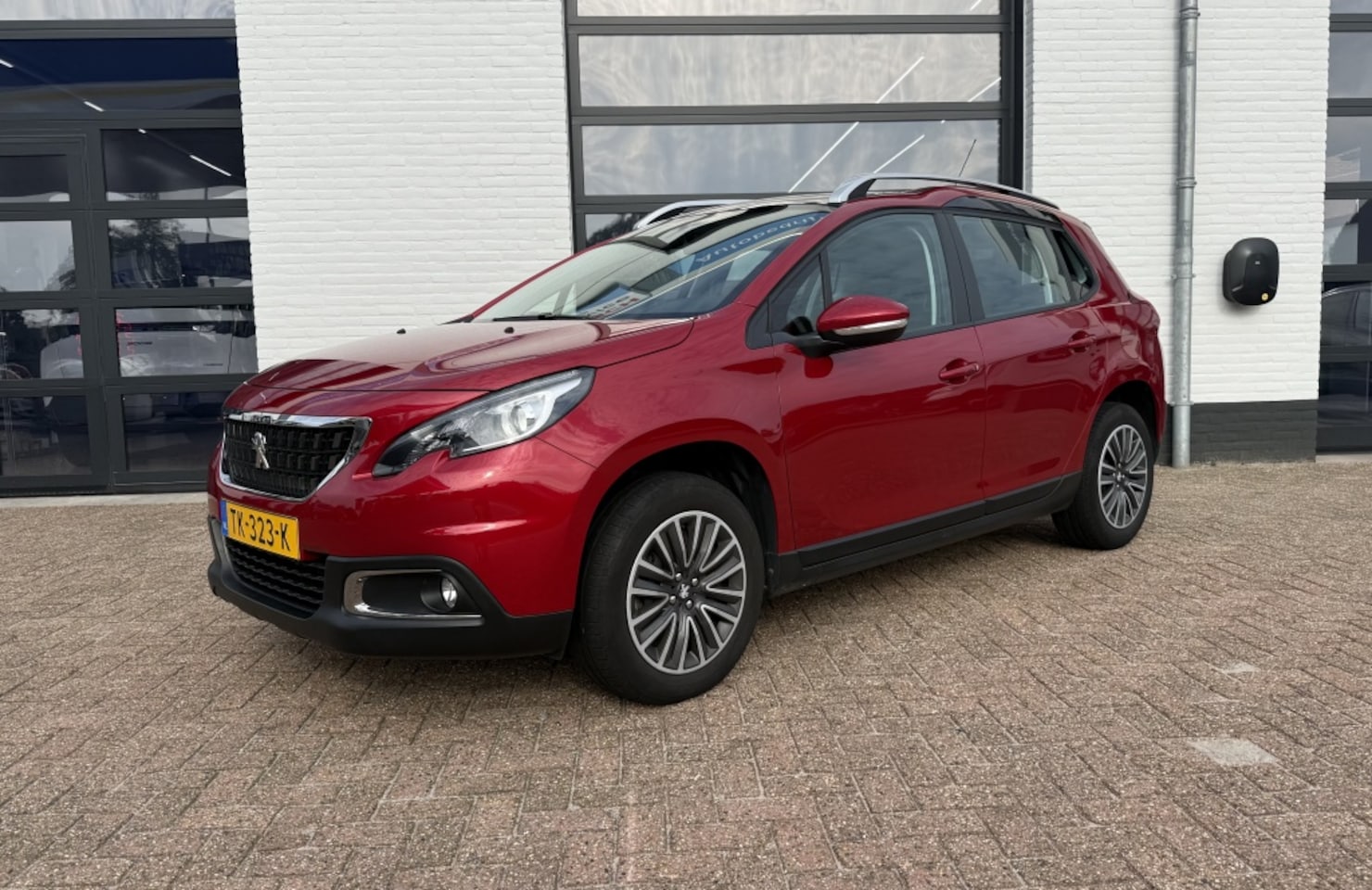 Peugeot 2008 - 1.2 PureTech Blue Lion 1.2 PureTech 110pk Blue Lion - AutoWereld.nl