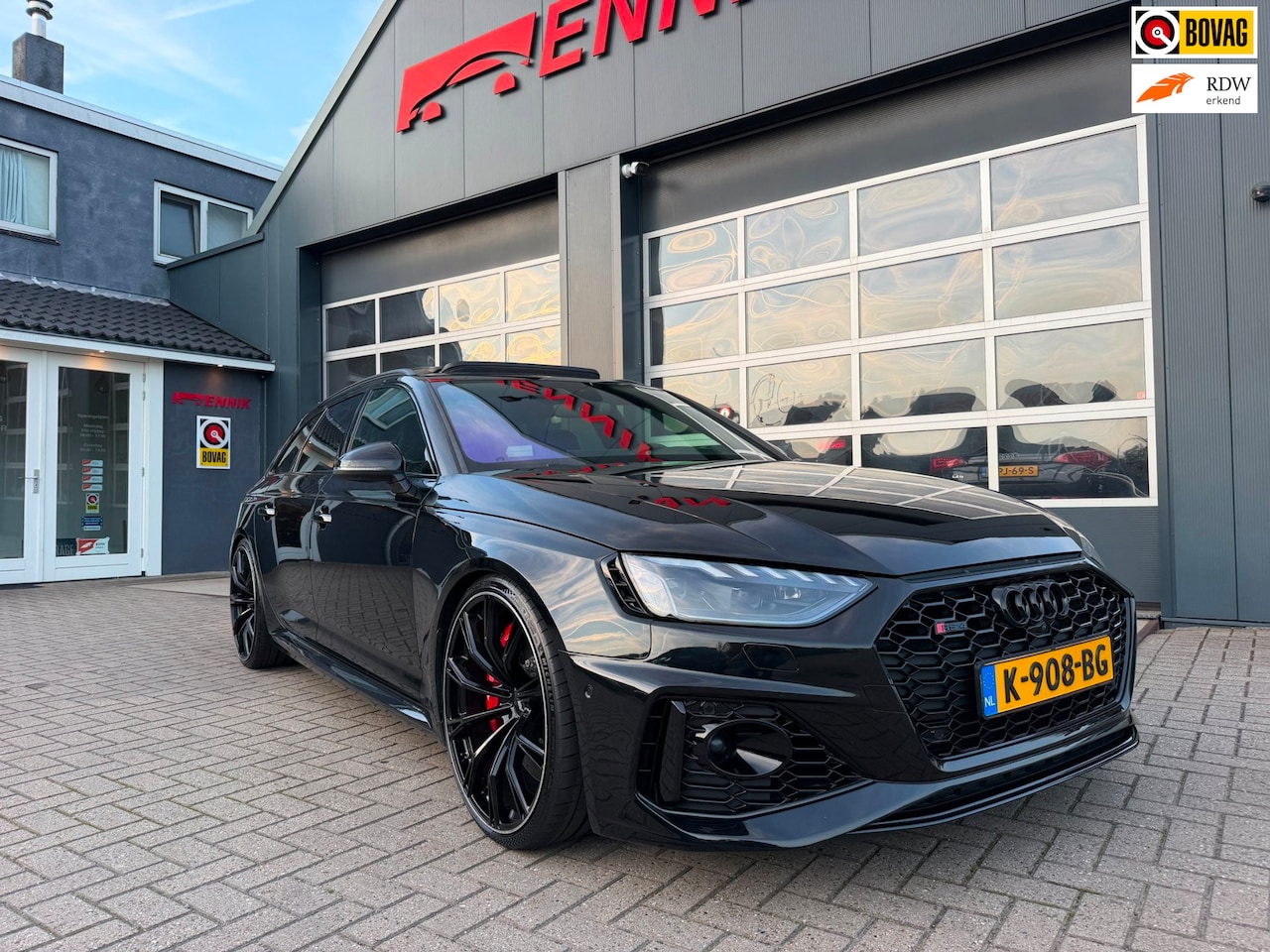 Audi A4 Avant - 2.9 TFSI RS 4 quattro / Pano / Keramisch / ABT / Top View / Head-Up / Milltek - AutoWereld.nl