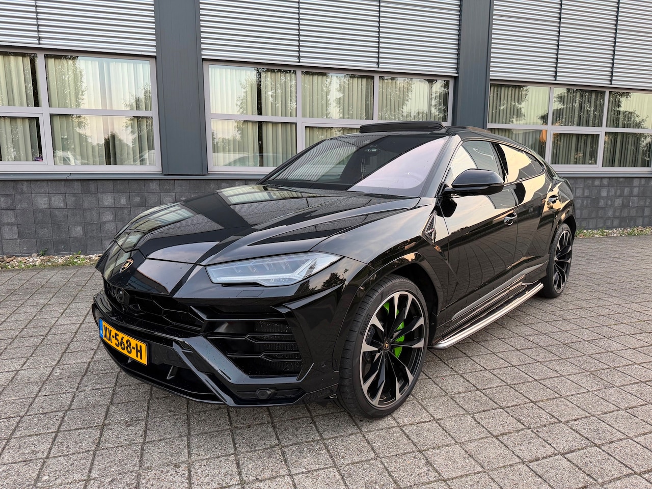 Lamborghini Urus - 4.0 V8 Capristo Keramisch Pano NAP NL Auto - AutoWereld.nl