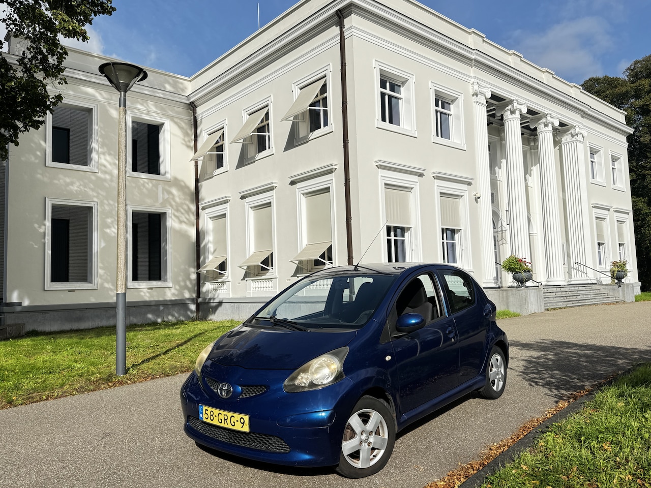 Toyota Aygo - 1.0-12V + 5 DEURS (2X!) RIJKLAAR - AutoWereld.nl