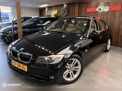 BMW 3-serie - 316i High Executive|Pano|Navigatie| Org NL Auto