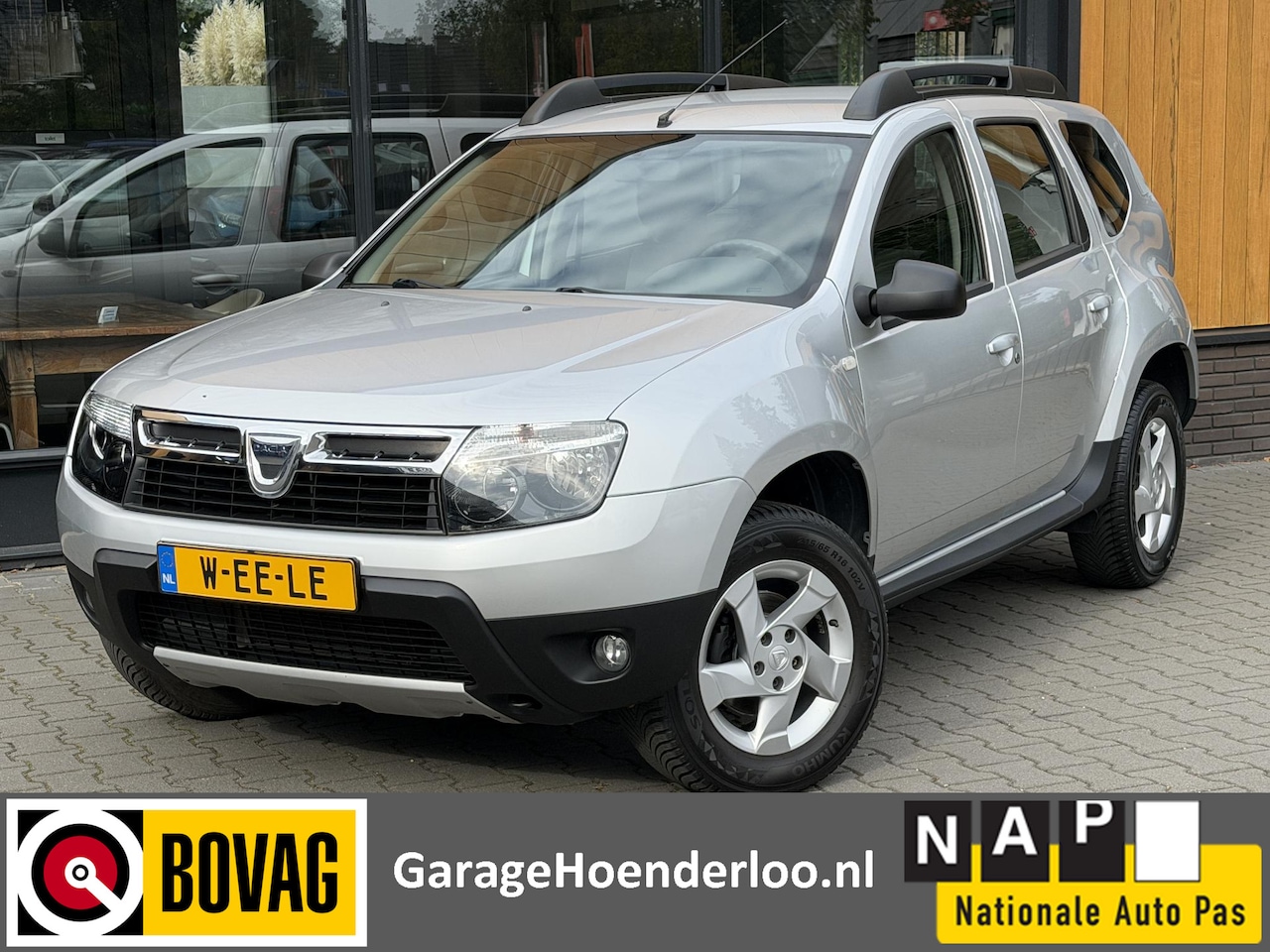 Dacia Duster - 1.6 Aniversare 2wd Bluetooth, Trekhaak, Garantie - AutoWereld.nl