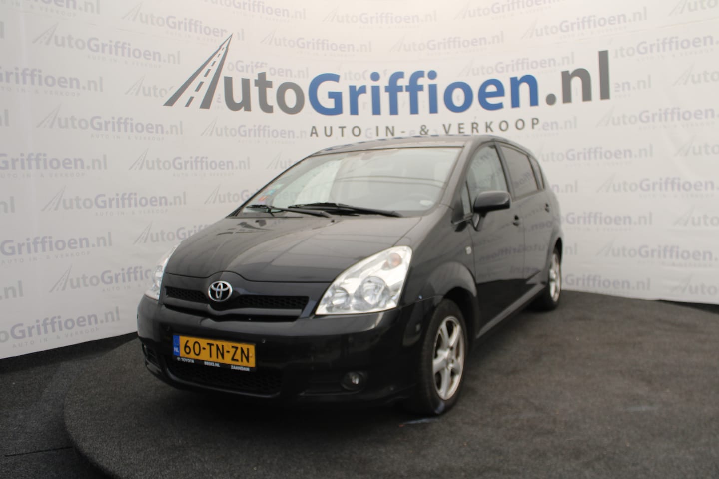 Toyota Verso - 1.8 VVT-i Dynamic 7p. nette automaat met trekhaak - AutoWereld.nl