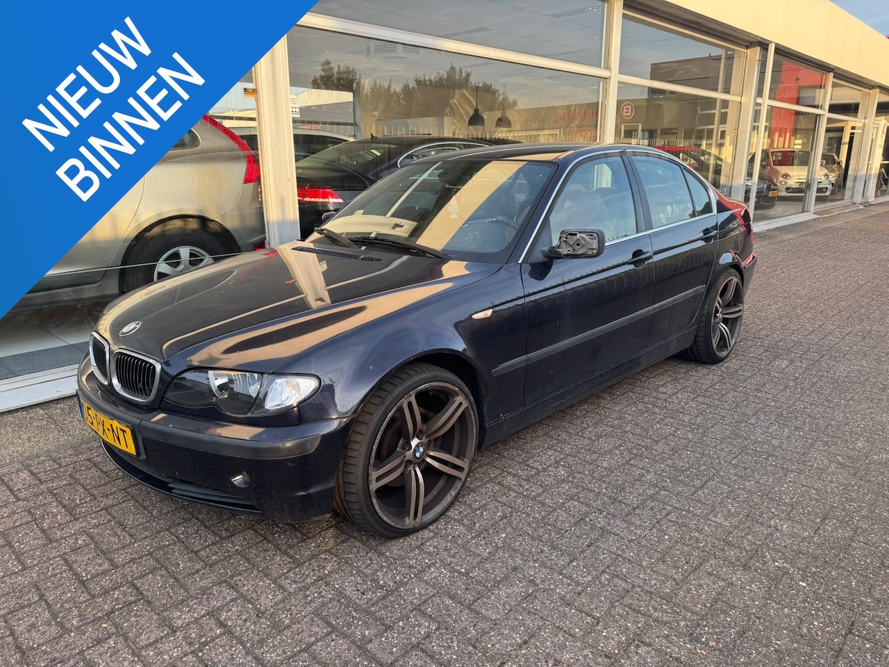 BMW 3-serie - 325i Lifestyle Edition 325i Lifestyle Edition - AutoWereld.nl