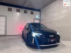 Audi RS3 - Sportback 2.5 TFSI Quattro Pano|B&O|HuD|Keyless|RS Stoel|Carbon|Camera
