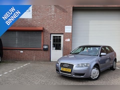 Audi A3 Sportback - 1.4 TFSI Attraction Business Edition Navi Apple Carplay Pano PDC Cruise Airco APK