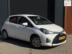 Toyota Yaris - 1.0 VVT-i Comfort|Airco|Scherm|Bluetooth|Elektrische Ramen