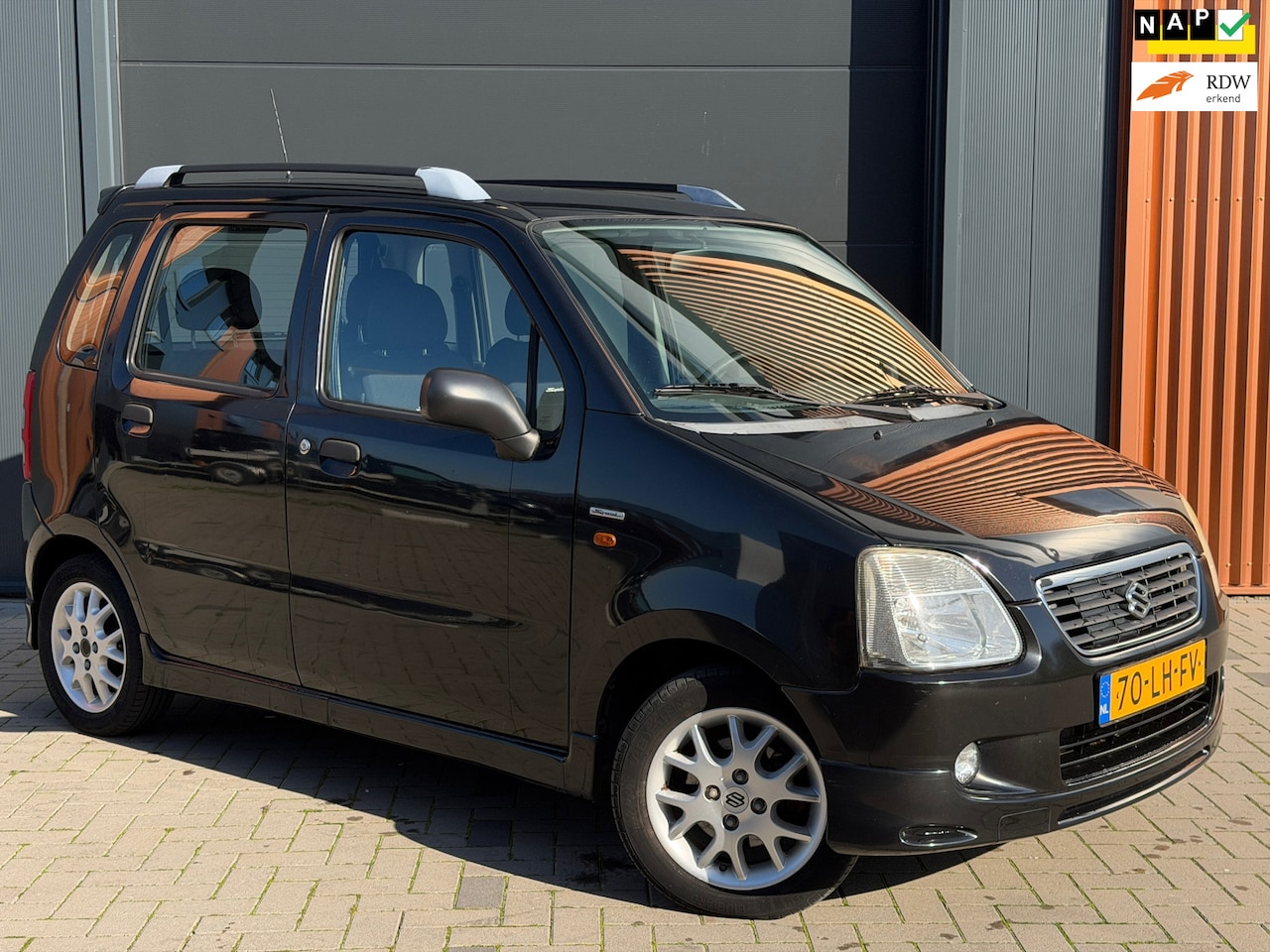 Suzuki Wagon R+ - 1.3 Special|1e Eigenaar|Netjes|Airco|Rijdt Schakelt Perfect - AutoWereld.nl