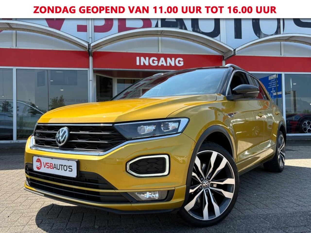 Volkswagen T-Roc - 1.5 TSI AUT. R-LINE 150PK PANO DIGITALE-SCHERM NAVI CAMERA TREKHAAK CARPLAY AIRCO - AutoWereld.nl