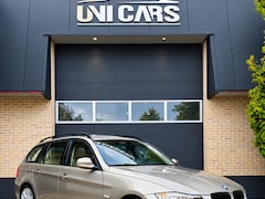 BMW 3-serie Touring - 320i High Executive|Automaat|Pano|LM17