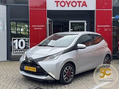 Toyota Aygo - 1.0 VVT-i x-play PARKEERCAMERA AIRCO LAGE KM-STAND