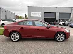Volvo S60 - 2.0T Intro Edition AUTOMAAT, MOOIE AUTO