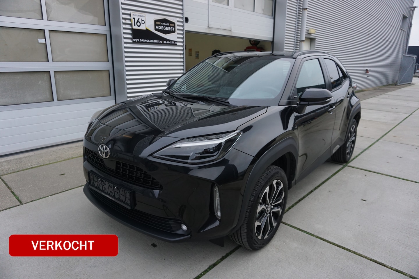 Toyota Yaris Cross - 1.5 Hybrid 130 Dynamic |Navi|Carplay|PDC V+A|Dodehoek|Stoel en stuurverw.|Camera| - AutoWereld.nl