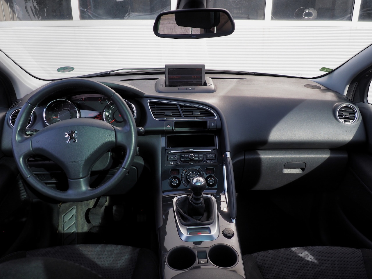 Peugeot 3008 - ST 1.6 THP PANO PARKEER S. TREKH. CLIMA
