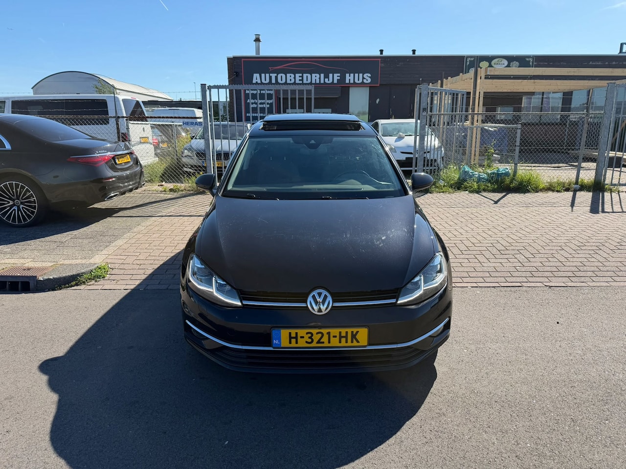 Volkswagen Golf - TDI DSG-AUTOMAAT XENON/PANO/CAMERA/PDC - AutoWereld.nl