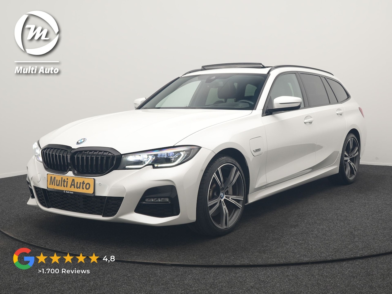 BMW 3-serie Touring - 330e M Sport PHEV 293pk Dealer O.H. | Panodak | Laser LED | Head Up | Adaptief Onderstel | - AutoWereld.nl