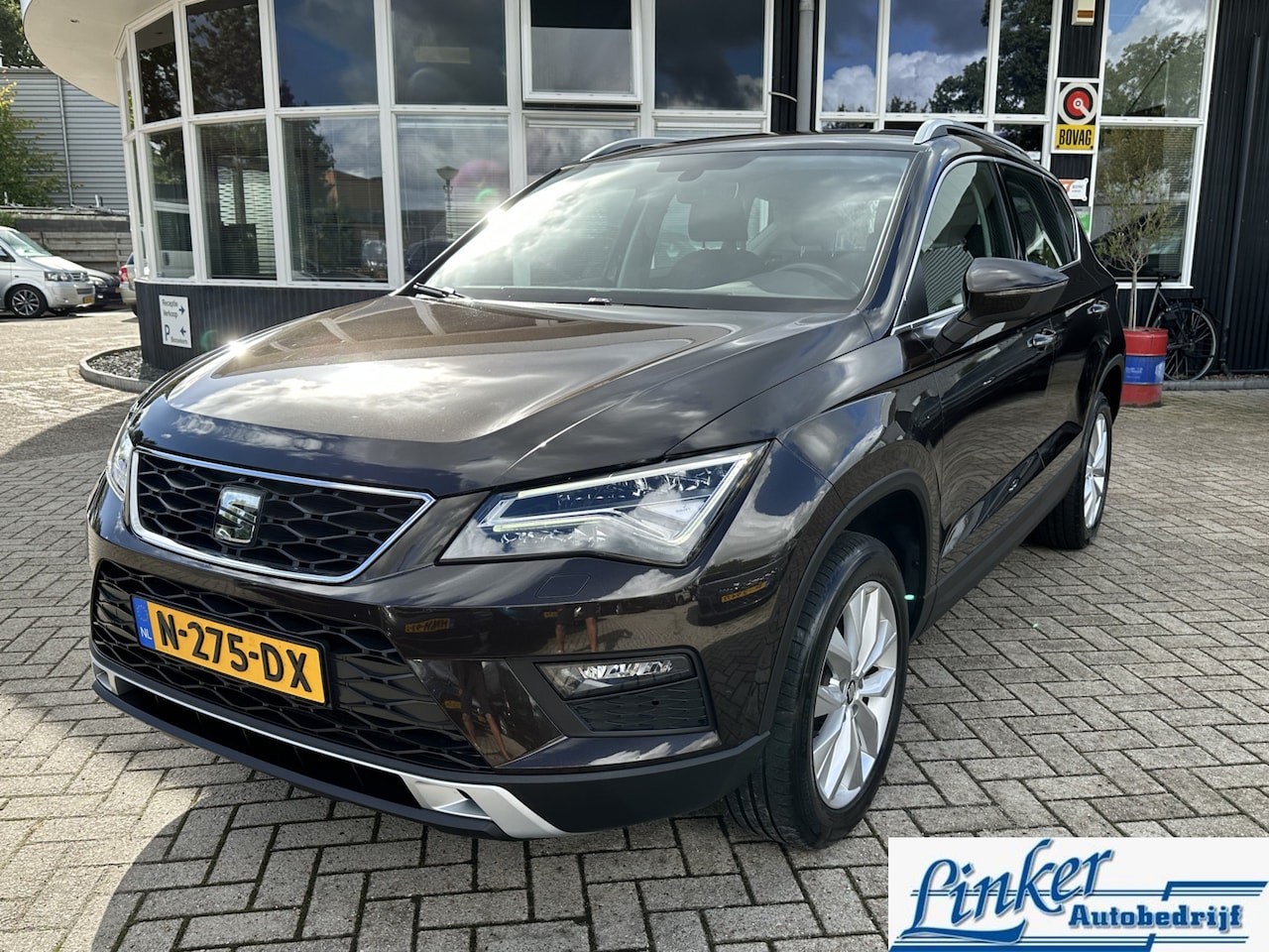SEAT Ateca - 1.4 EcoTSI FR Business Intense - TREKH LM VELGEN - AutoWereld.nl