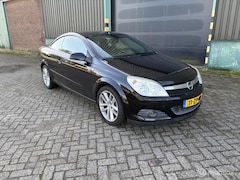 Opel Astra TwinTop - 1.8 Enjoy