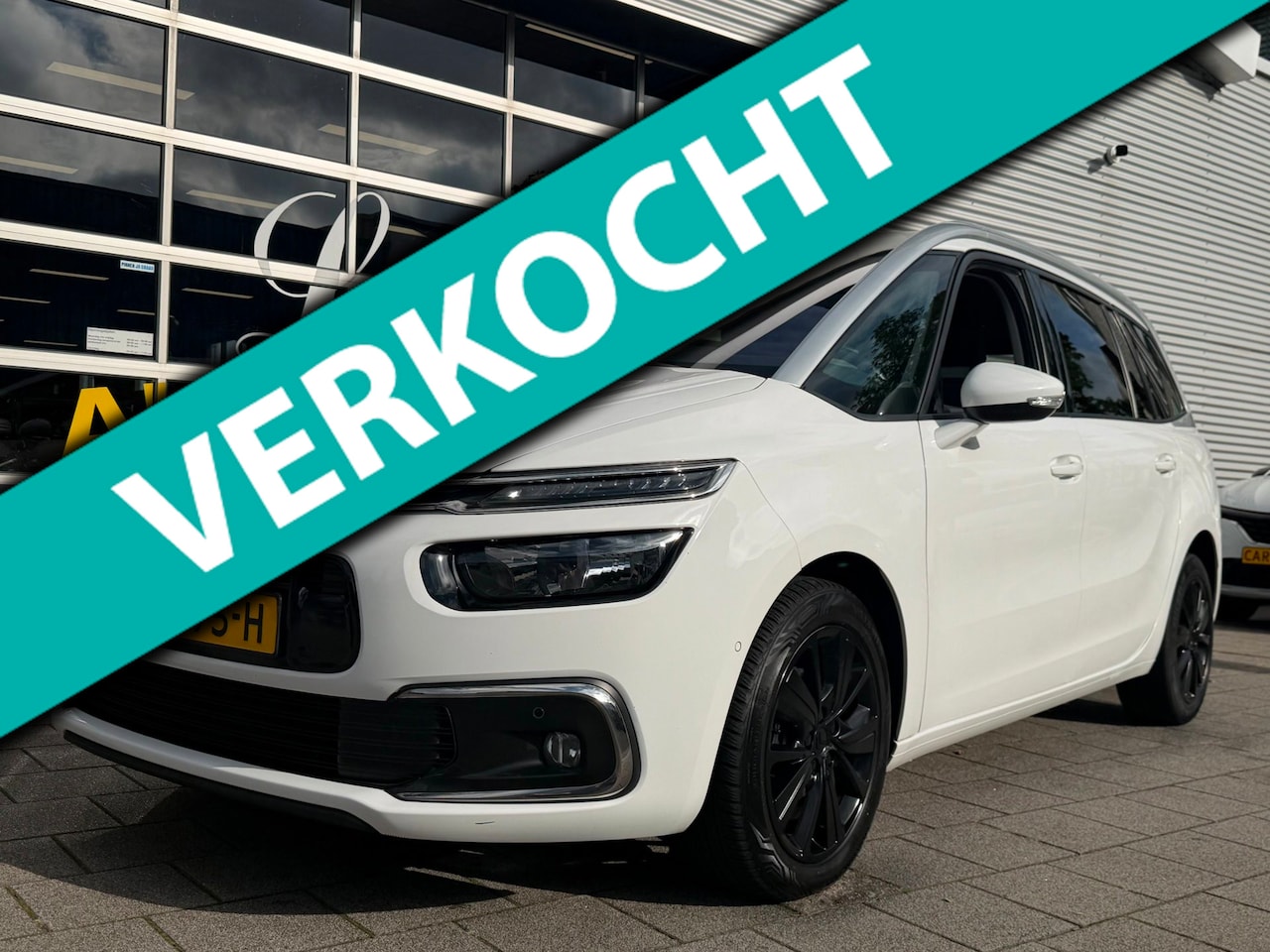 Citroën Grand C4 SpaceTourer - 1.2 PureTech Business - 7 Personen - Navigatie I Airco I LED I PDC I Trekhaak I Sport velg - AutoWereld.nl
