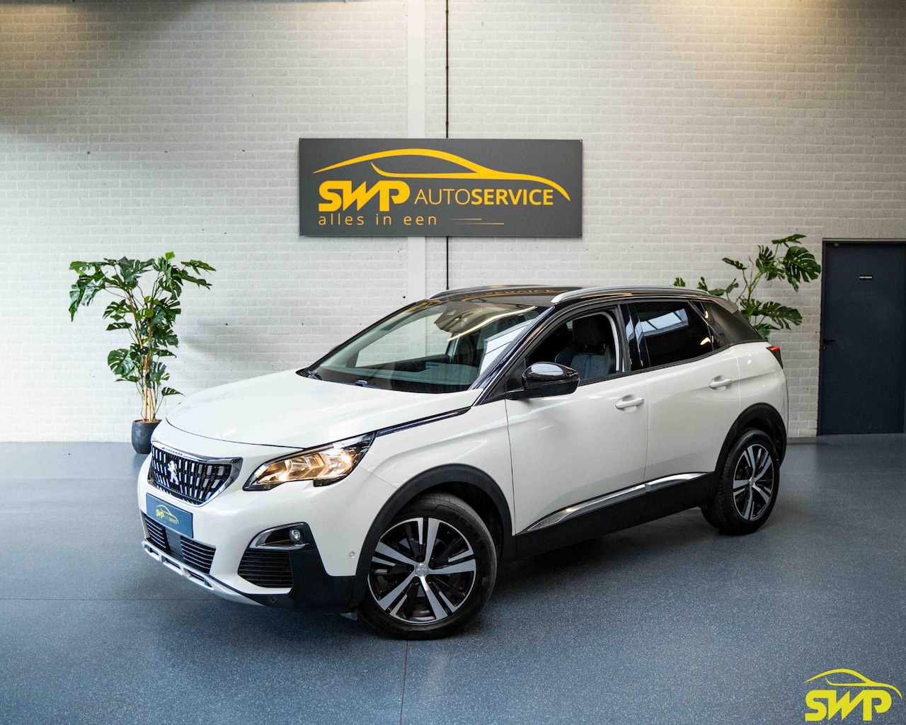 Peugeot 3008 - 1.2 PureTech Allure | Bi-tone | Navi | Camera | Keyless - AutoWereld.nl