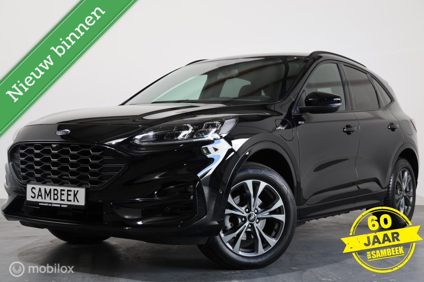 Ford Kuga - 2.5 PHEV ST-Line - Carplay - Stuur/Stoelverwarming - Camera - AutoWereld.nl