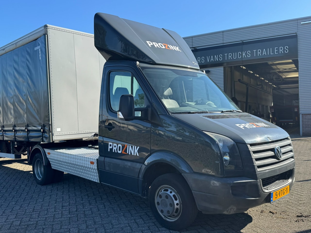 Volkswagen Crafter - 2.0 tdi BE trekker - AutoWereld.nl