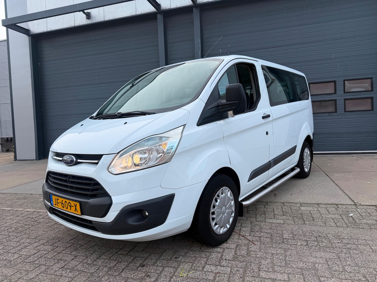 Ford Transit Custom - 300 2.2 TDCI L1H1 Trend 300 2.2 TDCI L1H1 Trend - AutoWereld.nl