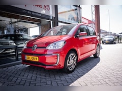 Volkswagen e-Up! - 32Kwh Accu tot 315km radius | Cruise | Climate | Aut. | PDC | Stoelverwarming | Voorruitve